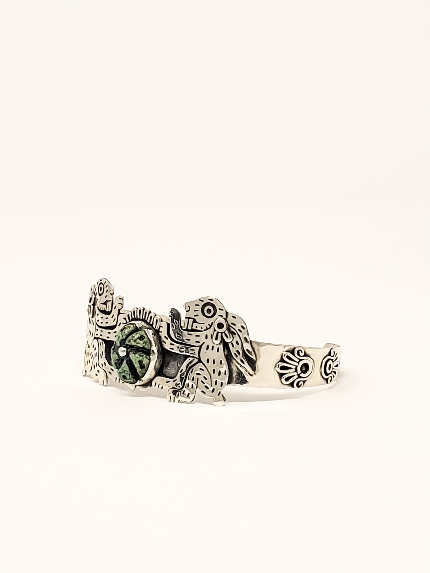 Tochtli (Rabbit) Peyote Silver Bracelet