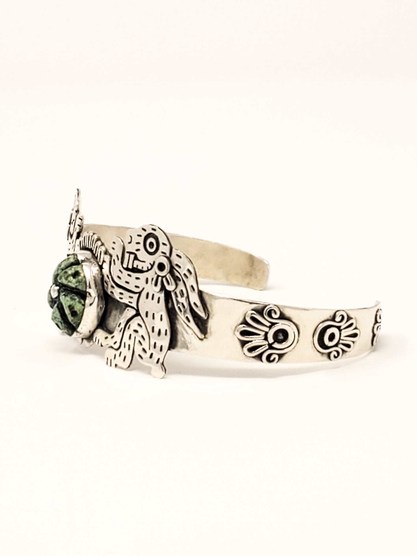 Tochtli (Rabbit) Peyote Silver Bracelet