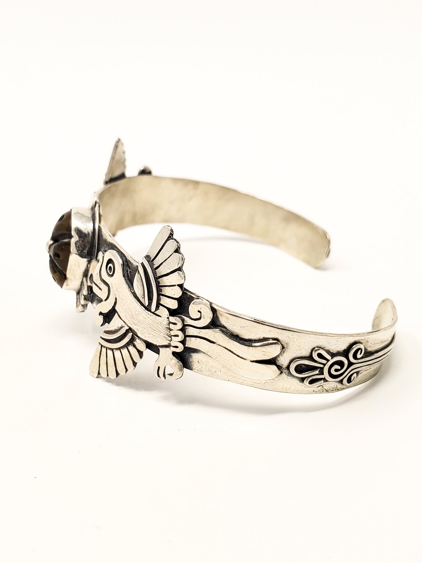 Macaw Cuetzali Peyote Silver Bracelet